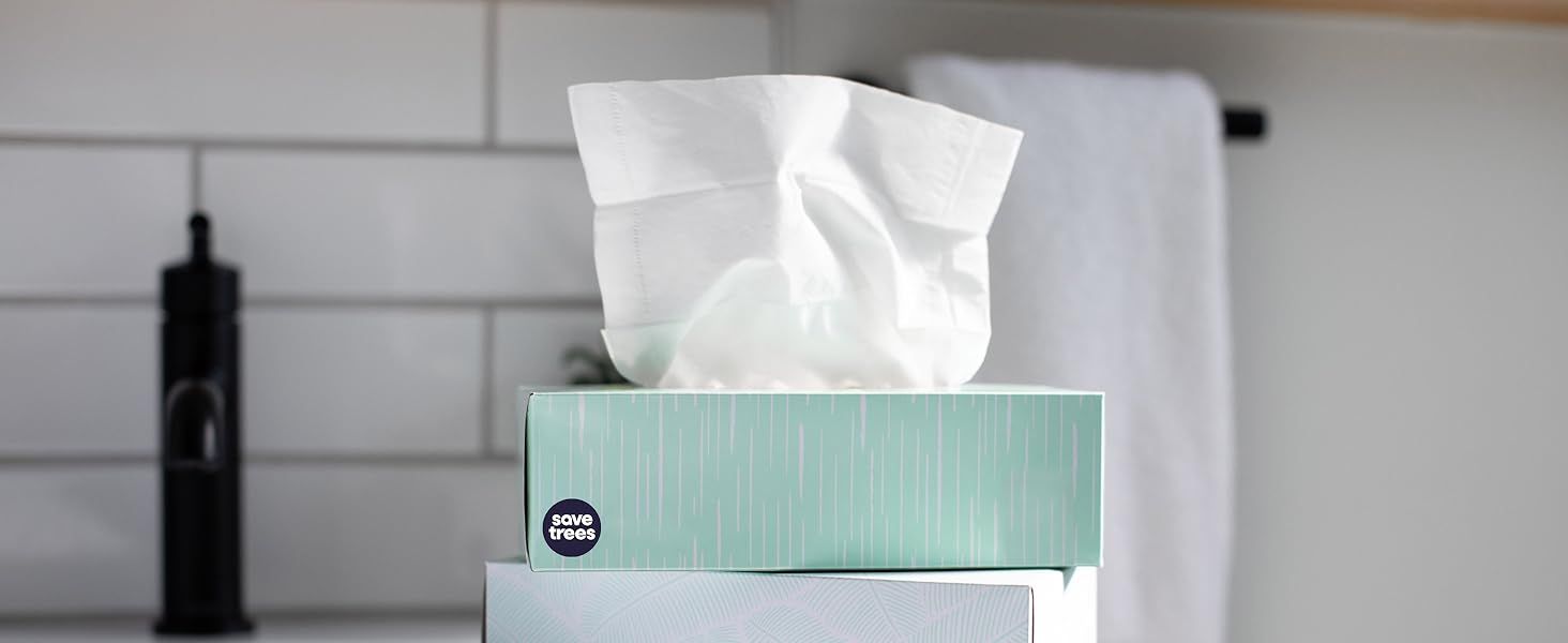 Shows the contents of the product package, highlighting that it includes multiple tissue boxes.