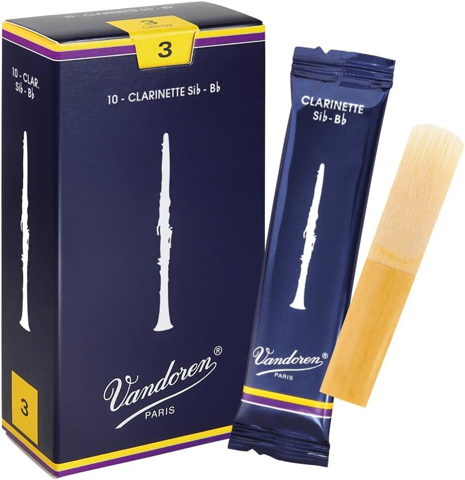 Shows the product packaging alongside an individual reed and its protective pouch to communicate brand identity, professionalism, and what the customer will receive in the box.