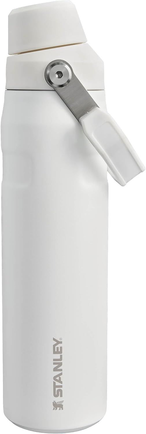 Displays the core product clearly on a white background to show the bottle's sleek design, flip-up drinking spout, and branding, helping shoppers understand what they are purchasing.