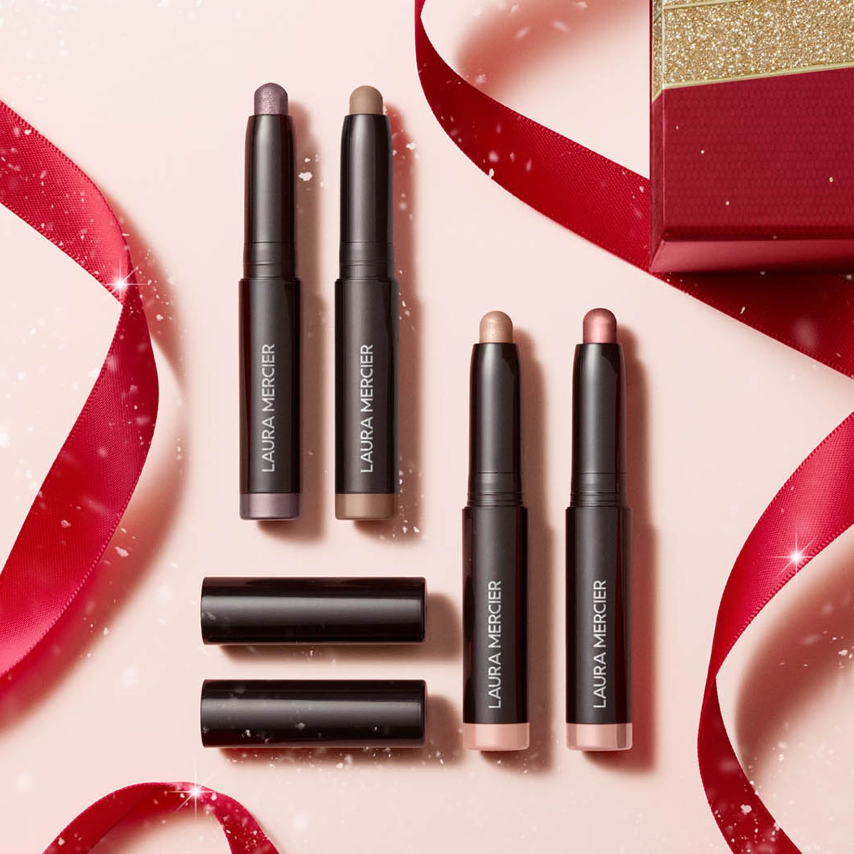 Laura Mercier 16: Lifestyle Images