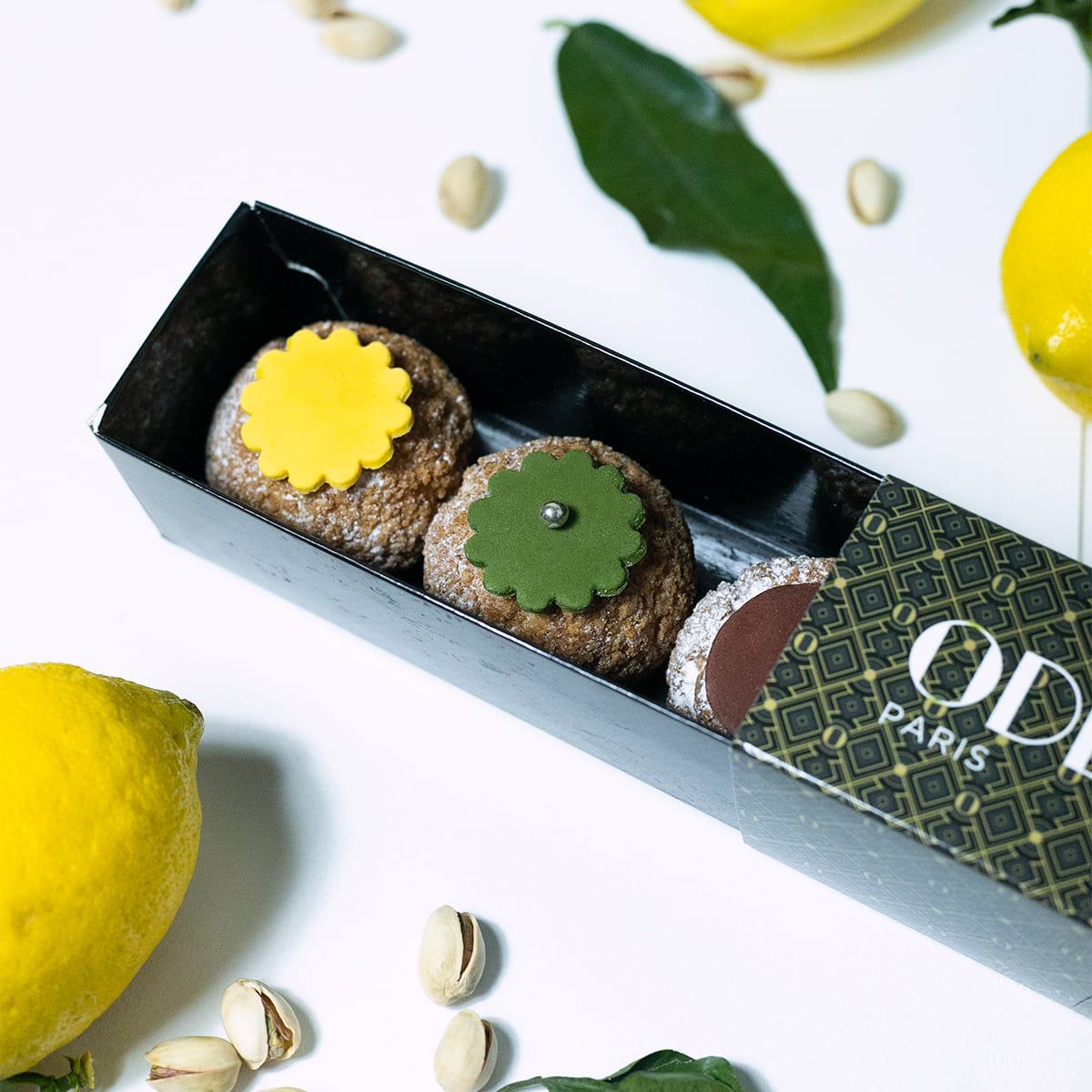 Odette Paris 13: Lifestyle Images