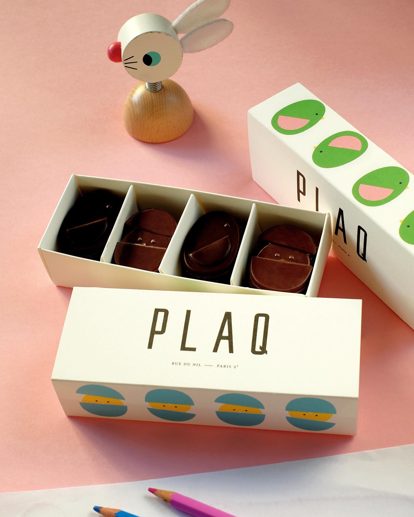 Plaq 9: Lifestyle Images