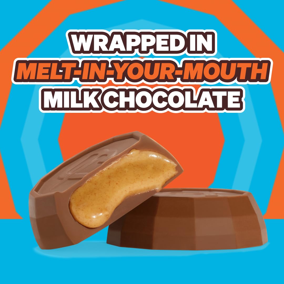 Highlights the unique melting texture of the chocolate filling to entice customers with a sensory experience.
