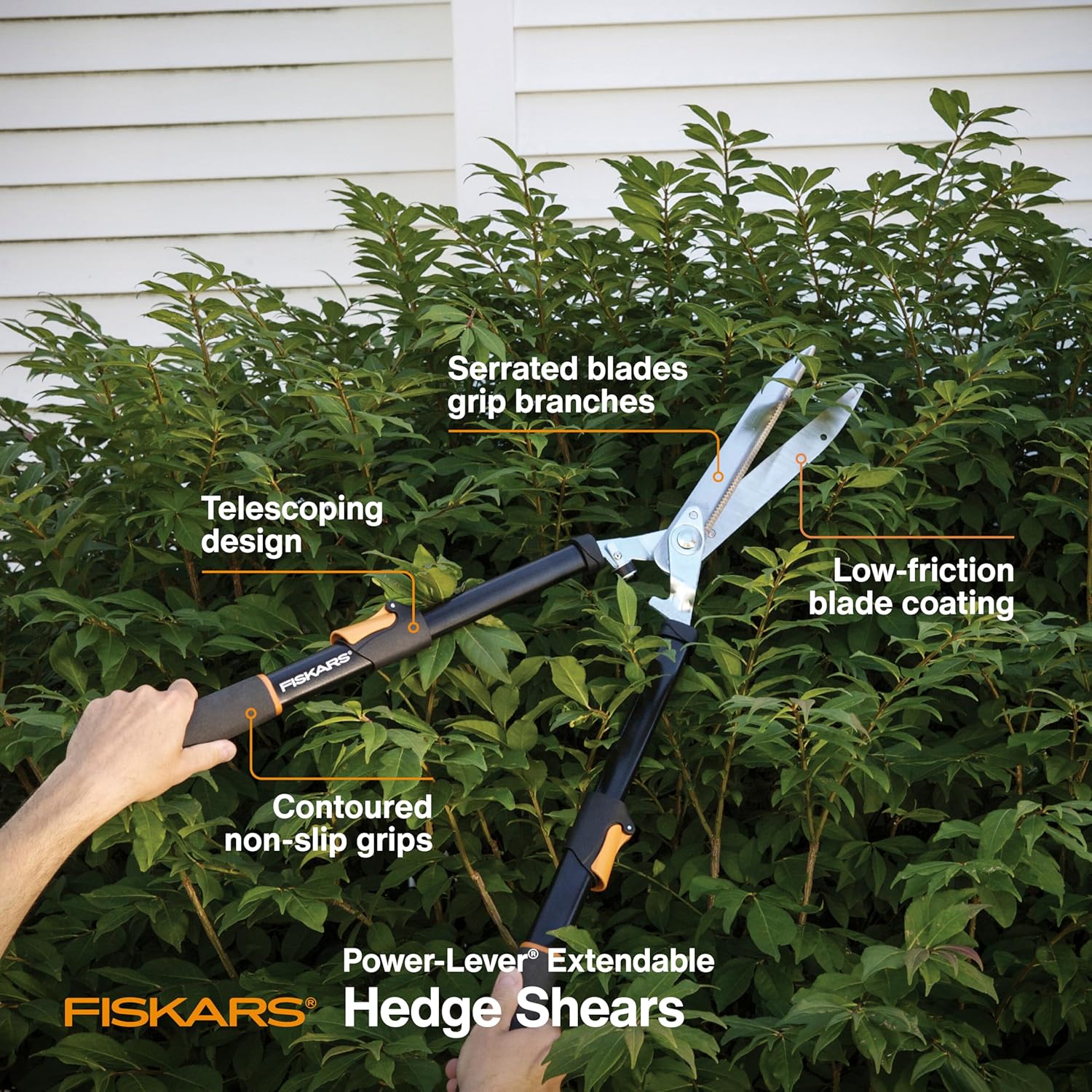 Highlights the key features of the Fiskars Power-Lever Extendable Hedge Shears, showing how each component contributes to its effectiveness and ease of use.