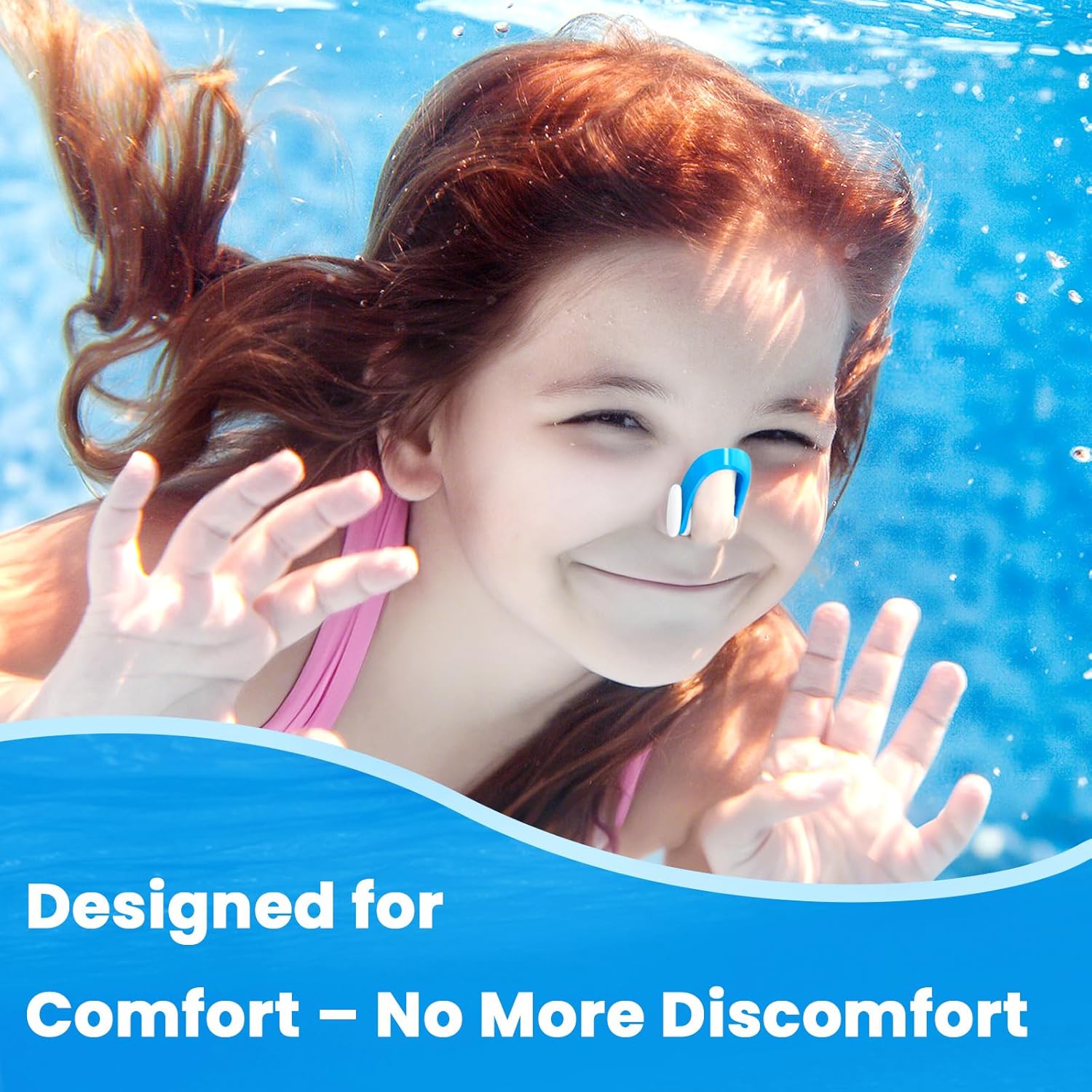 Highlights the comfort of the product's nose clip for swimming, emphasizing that it eliminates discomfort for users.