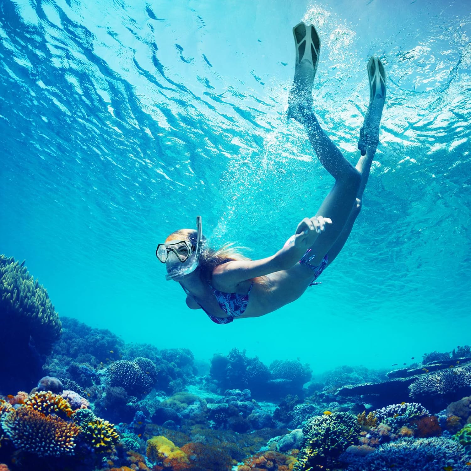 Lifestyle image showing the product in use, freediving. 
