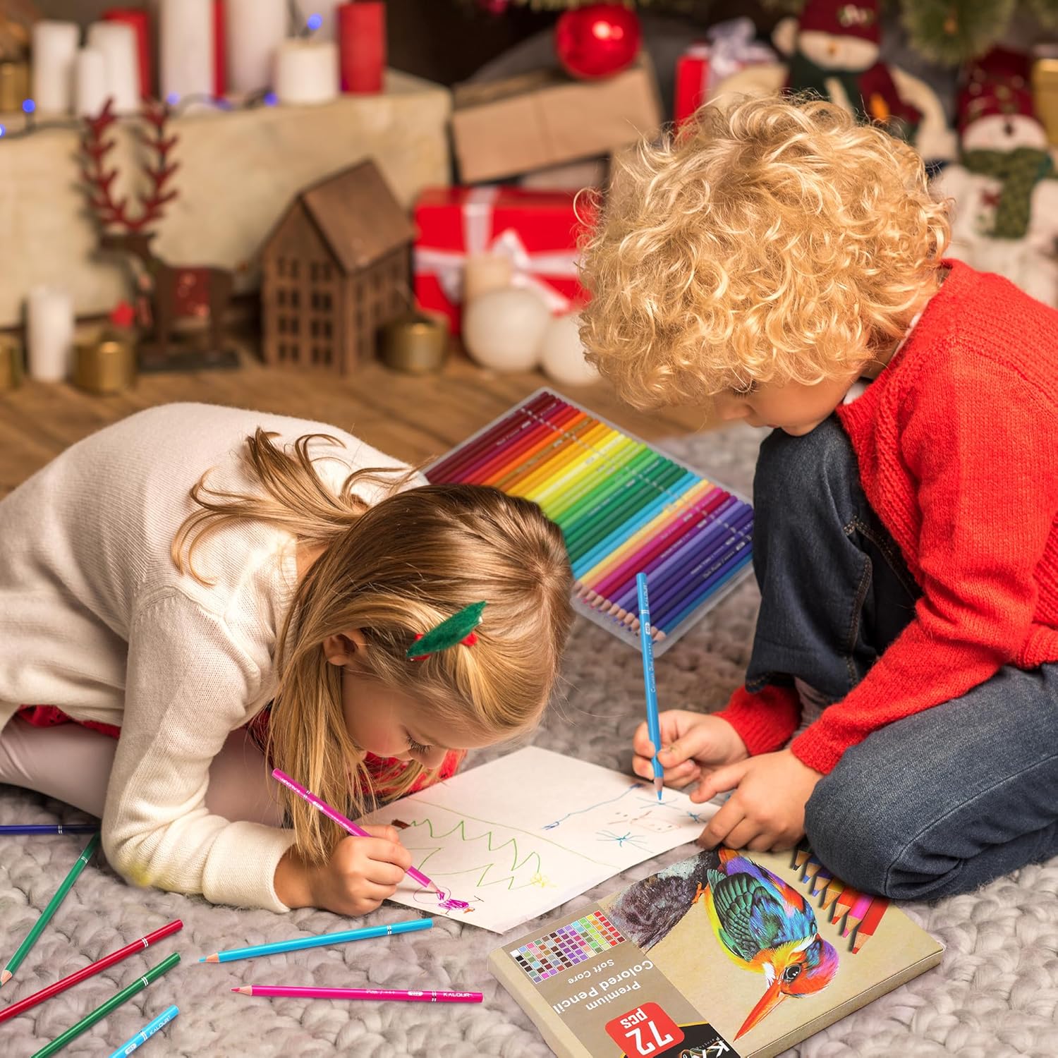 Shows the product being used during the Christmas season, emphasizing its suitability as a holiday gift for children. Demonstrates how the product can be used for creative activities and learning,…
