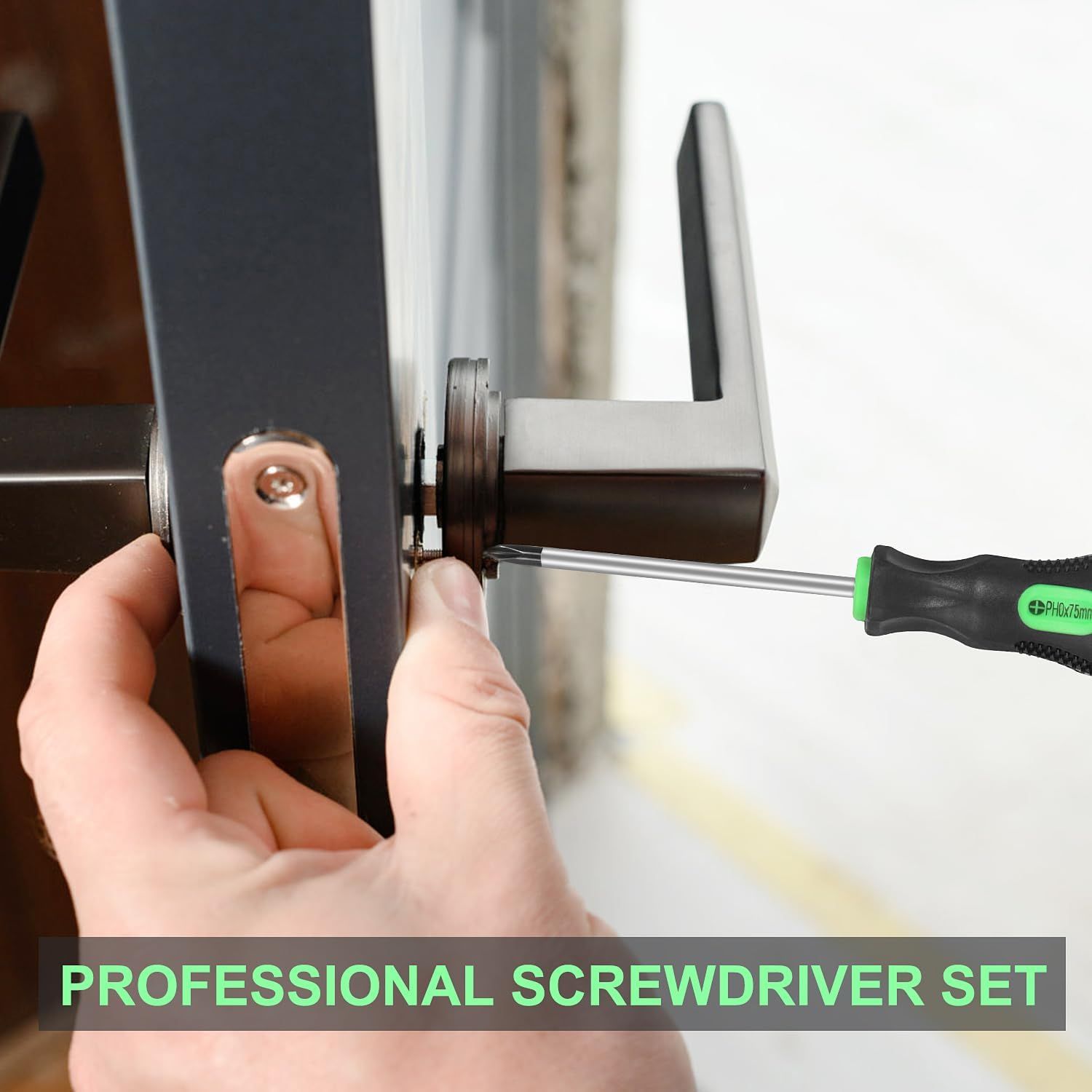 Demonstrates how to use the screwdriver set for installation or assembly tasks, reassuring shoppers that the product is practical and easy to use for…