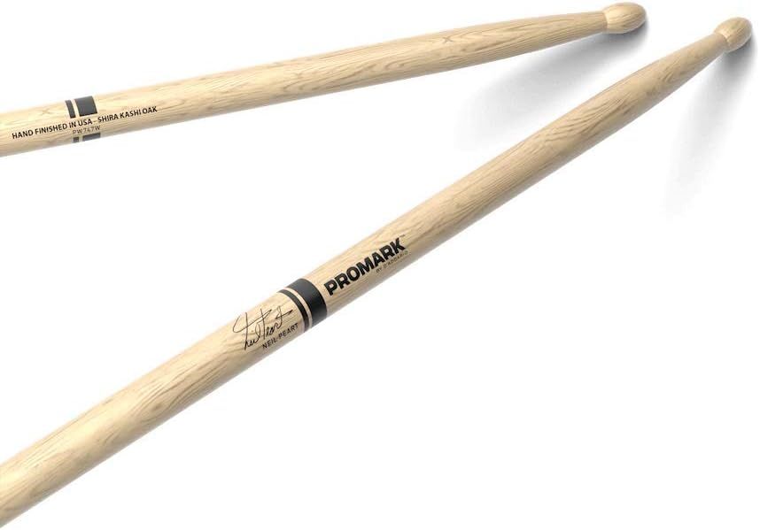 Provides a clear, distraction-free view of the drumsticks to show their natural wood finish, craftsmanship, and branding details.