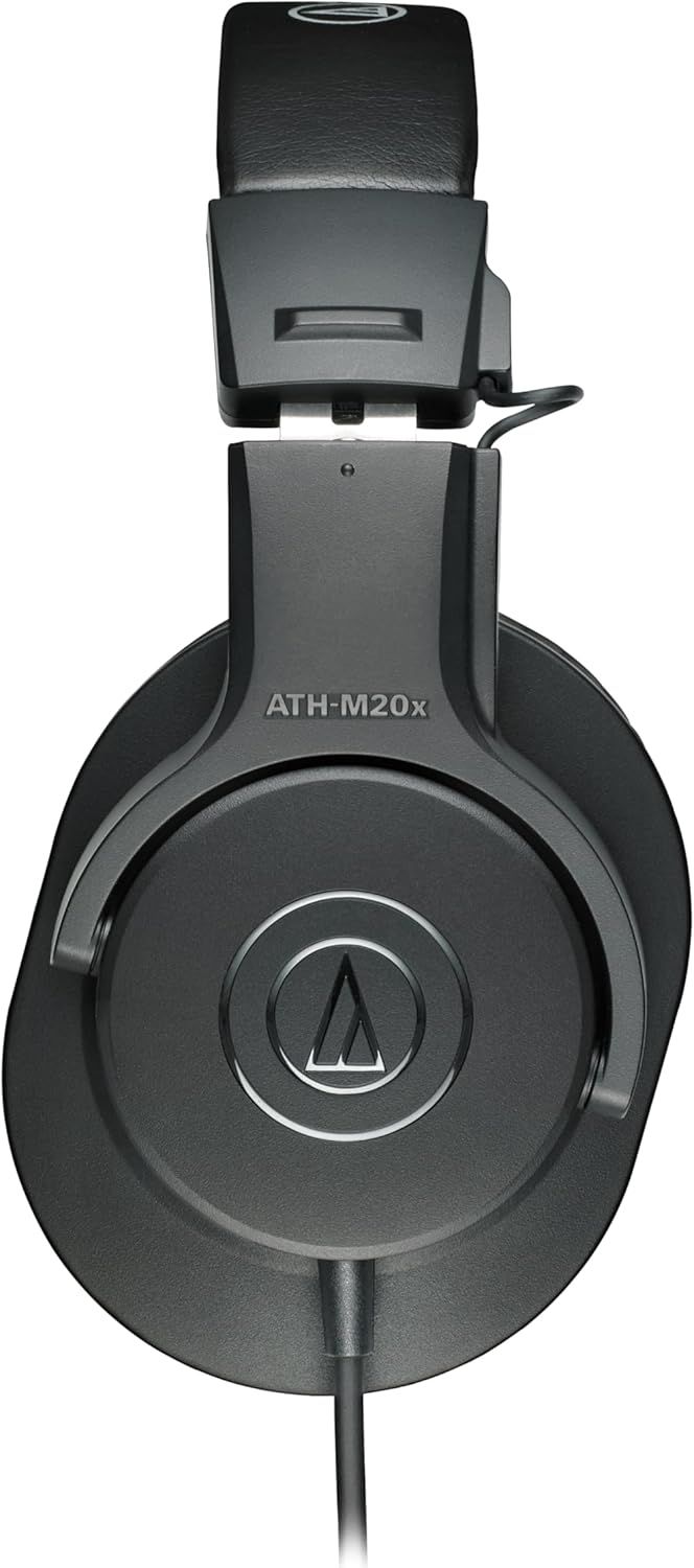 Provides a clean, catalog-style view of the headphones showing the product design, model number, and brand logo without distractions.