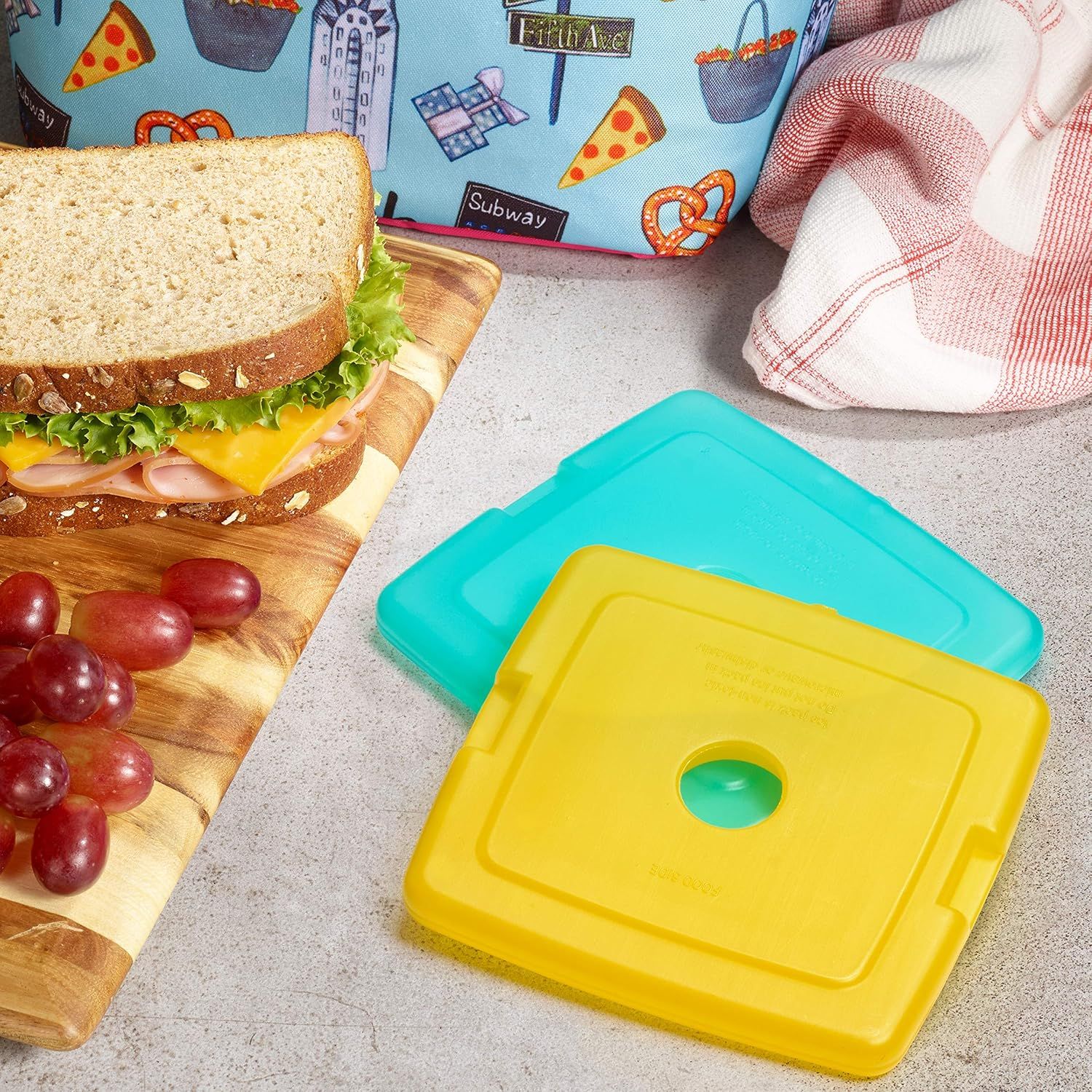 Shows the product in a real-world lunch setting to help shoppers visualize how it fits into their daily routine and lifestyle.