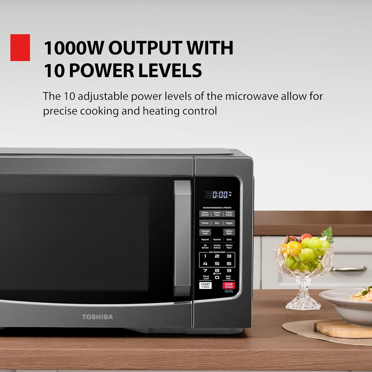 Highlights the microwave's high power output and multiple power level options to communicate cooking versatility and precise heating control. Communicates the benefit of adjustable power levels for…
