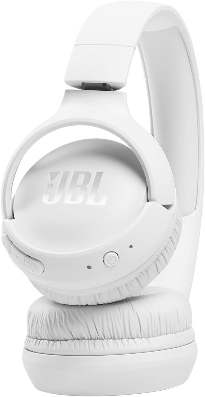 Provides a clean, catalog-style view of the JBL headphones on a white background with no text or design elements, allowing shoppers to see the product clearly.