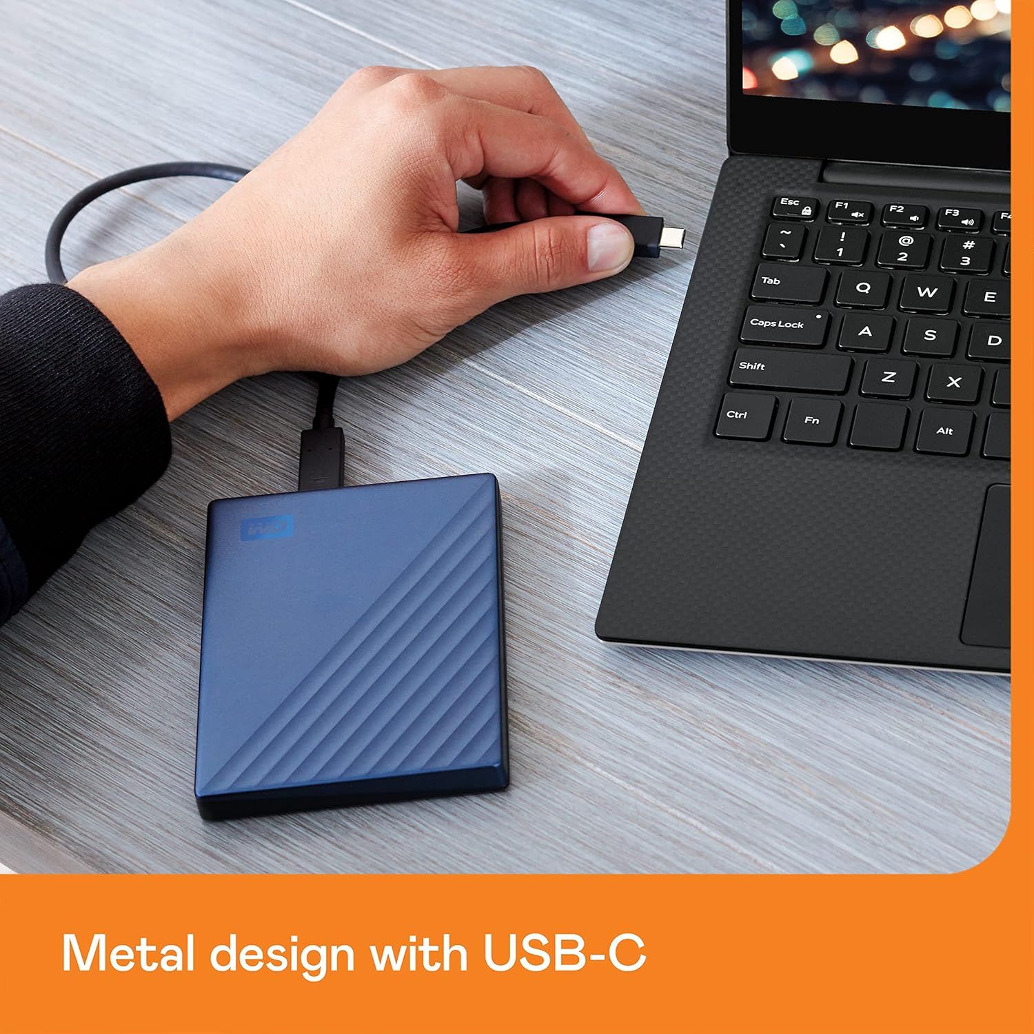 Highlights the product's premium metal construction and modern USB-C connectivity to communicate quality and compatibility with current devices.