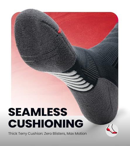 Highlights the sock's cushioned construction and seamless design to communicate comfort and blister prevention for active use. Communicates the primary benefit of enhanced comfort through seamless…
