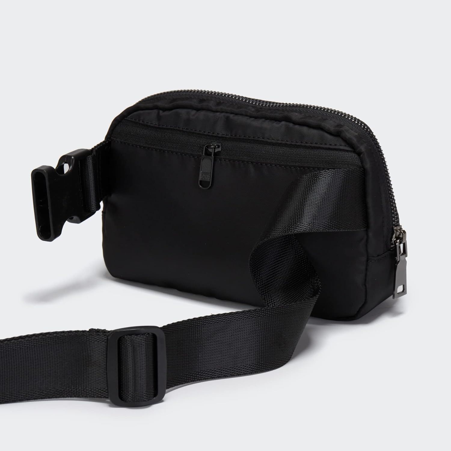 Provides a clean, catalog-style view of the black belt bag on a white background with no text or design elements, allowing shoppers to see the product clearly.