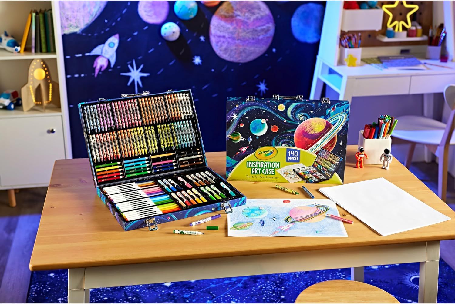 Shows the complete contents of the Crayola Inspiration Art Case, displaying all 140 pieces of art supplies included in the kit to help shoppers understand the full value and variety of materials…