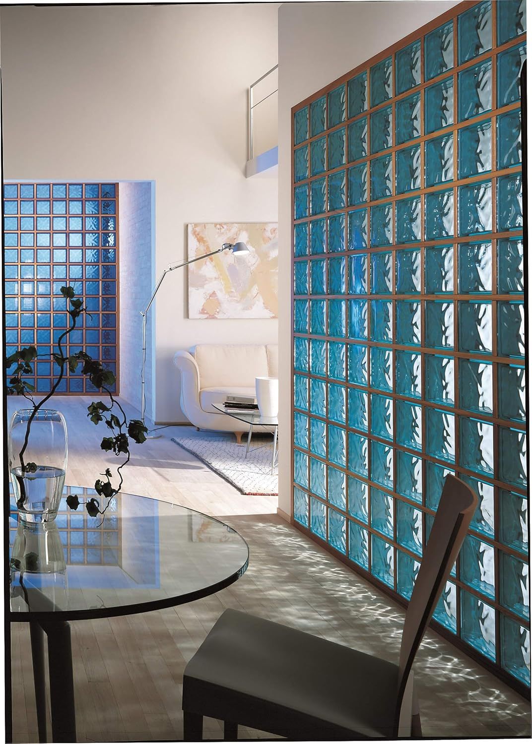 Demonstrates the product (glass blocks) in a real-world residential setting to show how it enhances interior design with light diffusion and aesthetic appeal.
