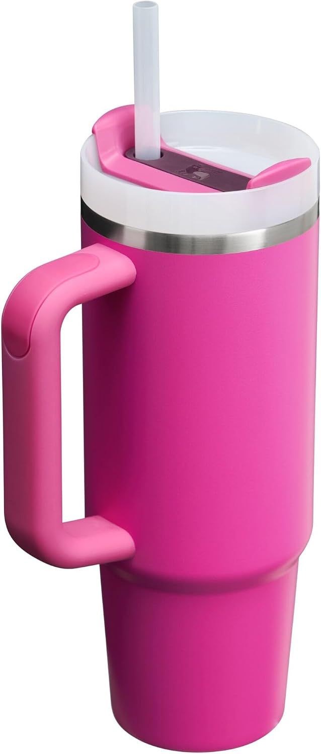 Provides a clean, catalog-style view of the product showing its design, handle, lid, and straw on a pure white background.
