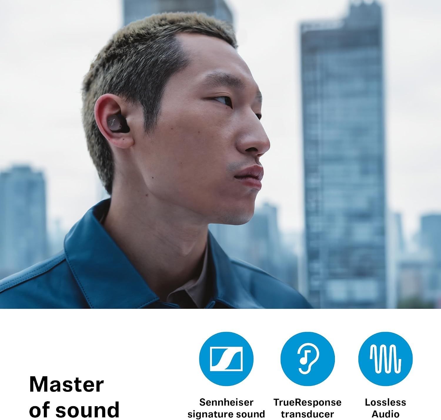 Highlights three sound benefits in icon panels to reassure shoppers about audio quality.