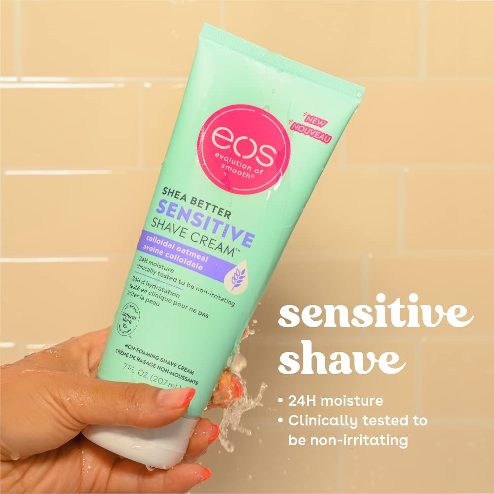 One lifestyle shower scene with a short headline and two claims shows the shave cream is gentle and moisturising for sensitive skin.