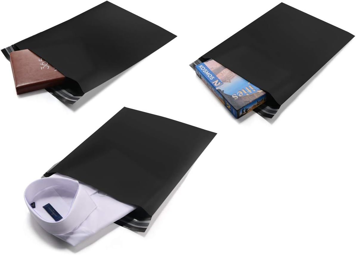 Demonstrates the mailer fits multiple item types such as books, board games, and folded shirts.