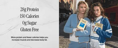 Highlights the bar's standout nutrition numbers so shoppers can quickly gauge its fitness value. Lists several distinct nutritional benefits together to reinforce the bar's overall health positioning.