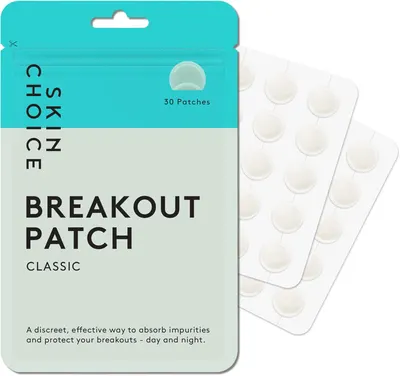Showcases the product packaging and included acne patches to clearly communicate what the customer will receive. Displays the product's packaging to highlight…