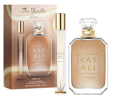 Showcases the complete fragrance set, including the main bottle and additional sizes, to highlight the value and variety offered in the package.