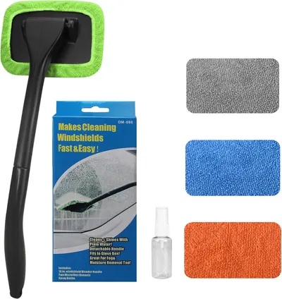 Showcases the complete windshield cleaning kit with all included components to demonstrate the product's value and ease of use. Displays all the individual parts of the cleaning kit to highlight the…