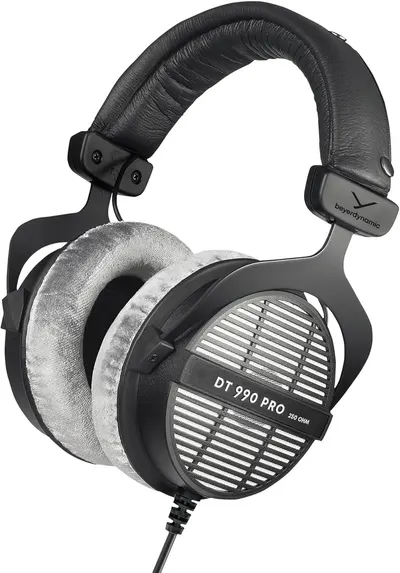 Displays the core product clearly on a white background to help shoppers quickly identify the headphones being sold and comply with Amazon main image requirements.