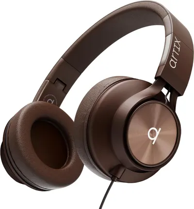 Displays the core product with clean catalog presentation to show the headphones design, build quality, and premium brown aesthetic.