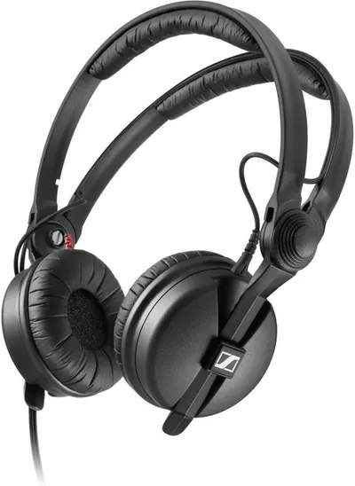 Displays the core product clearly on a white background to show the headphone design, padded ear cups, adjustable headband, and brand logo, helping shoppers understand what they are purchasing.
