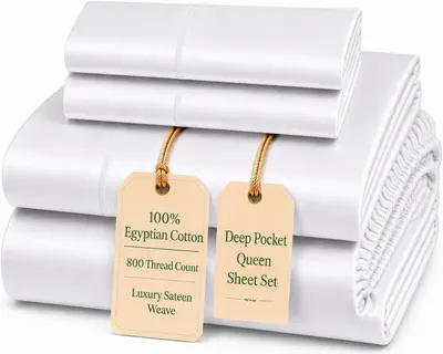 Displays the complete sheet set in a clean, catalog-style presentation to show the product clearly and communicate its premium quality through the neatly…