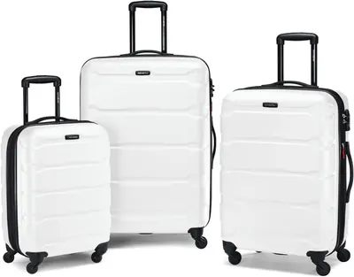 Shows the full three-piece white set in three sizes so the buyer sees everything included in one purchase.