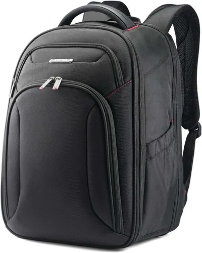 Shows the full backpack on a clean background so buyers can judge its size and structure before purchase.