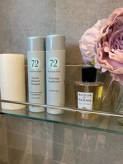 Lifestyle Images for 72 Hair 22