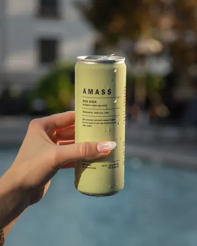 Lifestyle Images for Amass 50