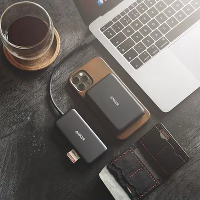 Lifestyle Images for Anker 25