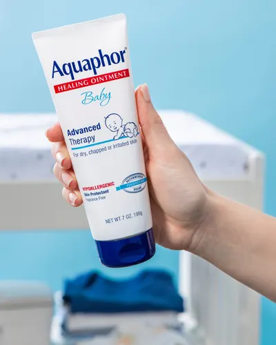 Lifestyle Images for Aquaphor 10