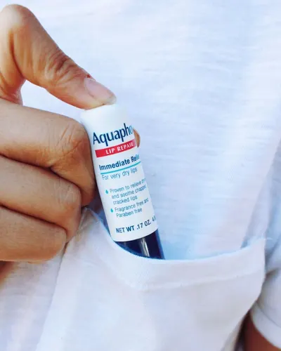 Lifestyle Images for Aquaphor 13