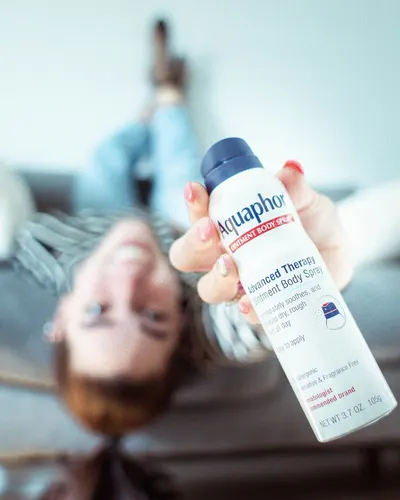Lifestyle Images for Aquaphor 17