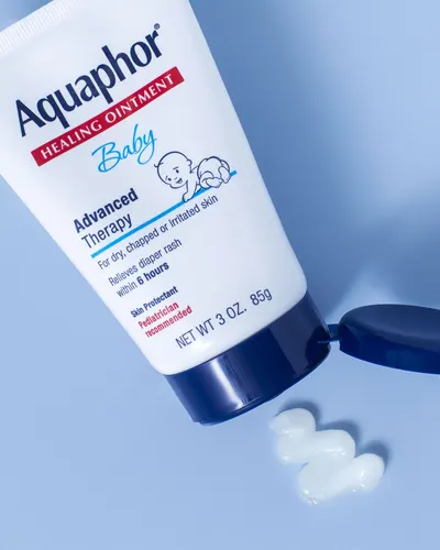 Lifestyle Images for Aquaphor 5