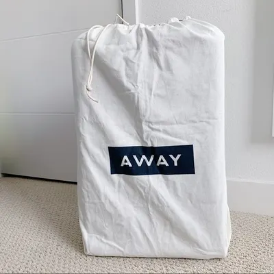 Secondary Images for Away Travel 89