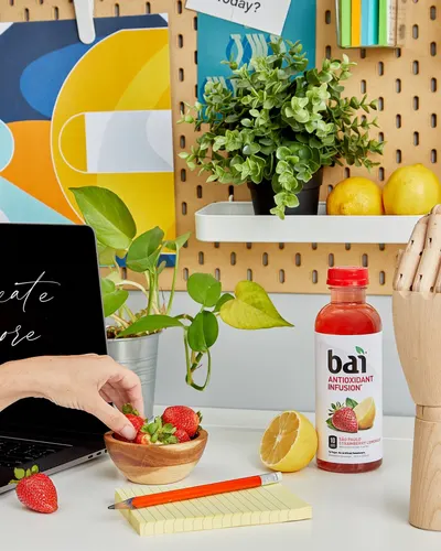 Lifestyle Images for Bai 19