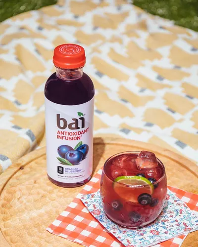 Lifestyle Images for Bai 9