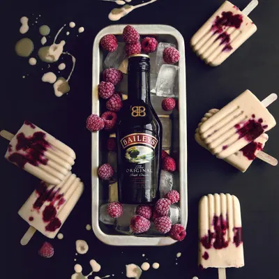 Lifestyle Images for Baileys 17