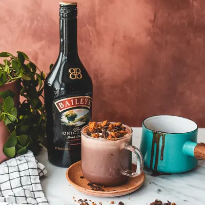Lifestyle Images for Baileys 1