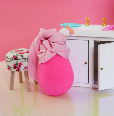 Lifestyle Images for Beautyblender 1