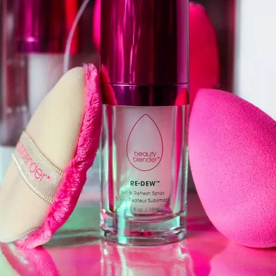 Lifestyle Images for Beautyblender 34